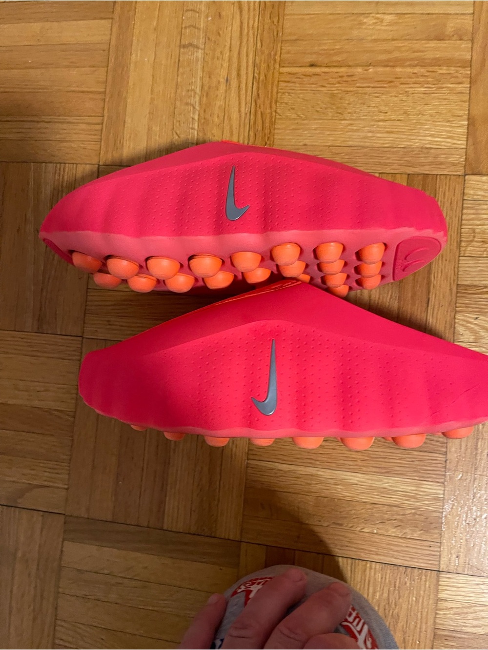 Nike mind 001 solar red size 10
